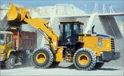 SEM 658C Wheel Loader - SEM-261